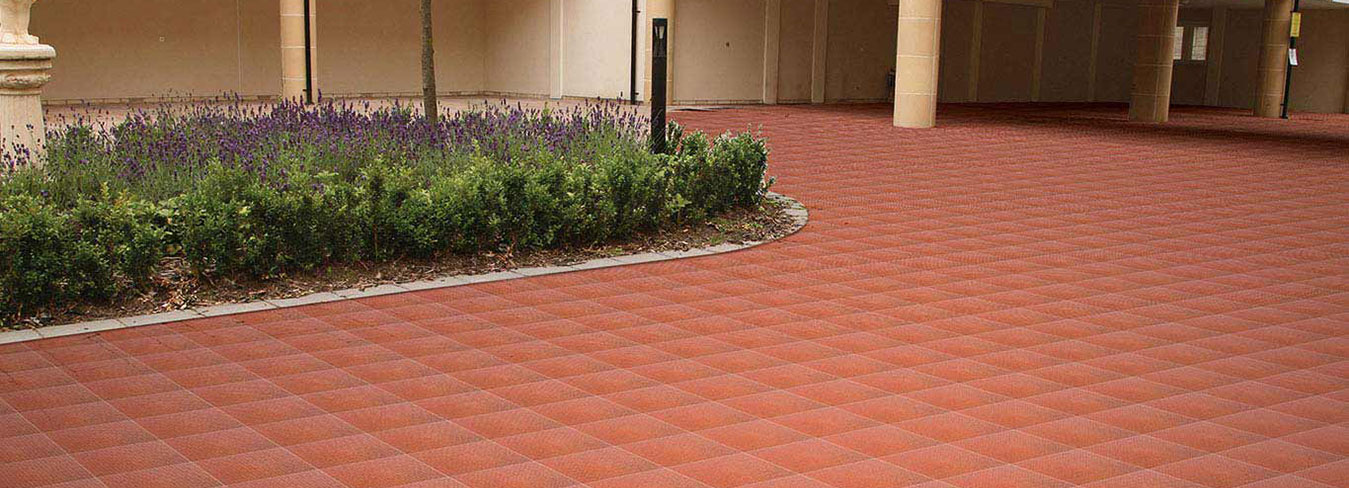 Choosing Driveway Tiles Engineered to Endure All Weather Impact